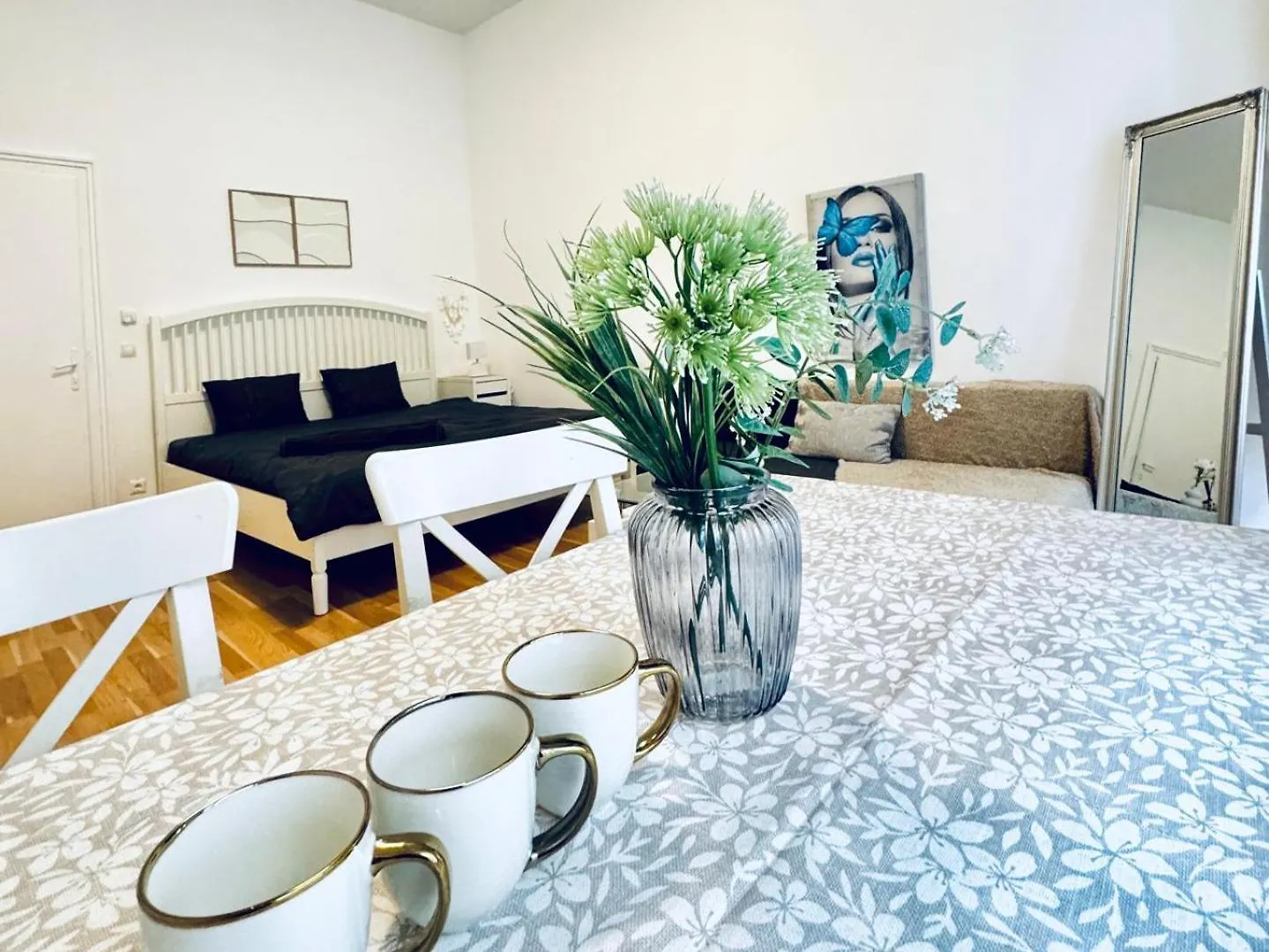 Apartment Comfortable Studio Apt, 15 Minutes To Rathausplatz Vienna