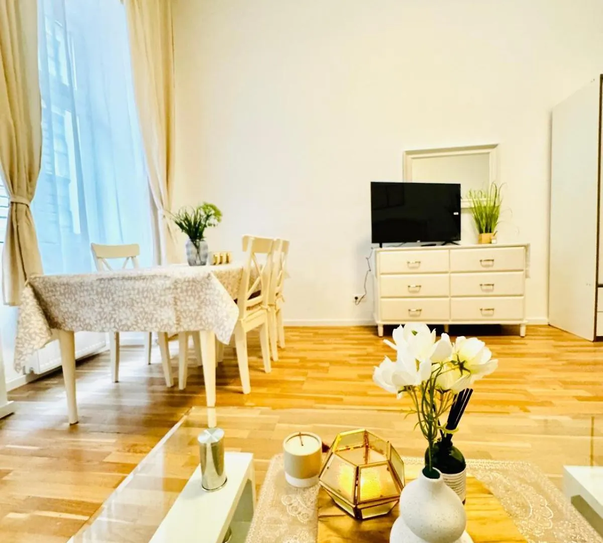 Comfortable Studio Apt, 15 Minutes To Rathausplatz Vienna