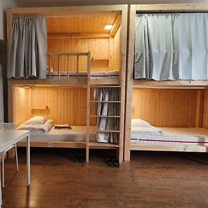  Albergue 7brunnen Beds &