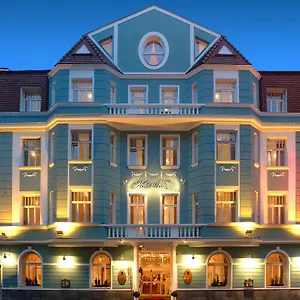 4* Hotell Nestroy