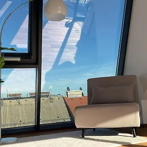  Apartment Luxus Dachtraum Naehe Zentrum