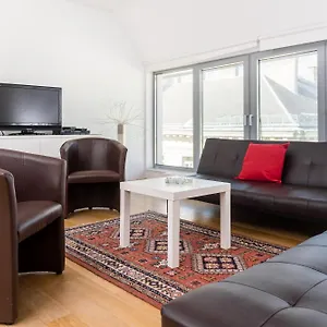 Next To Stateopera With Aircondition Appartement