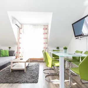  Apartamento Karmeliter Flat | Contactless Check-in