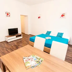 Apartment Haberlgasse, Vienna